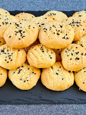 Homemade Cheese Biscuits with sesame seeds and herbs.